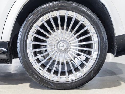Used 2023 Mercedes-Benz Maybach GLS 600 4MATIC image 20