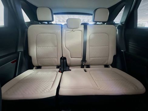 Used 2022 Ford Escape SE w/ Convenience Package image 25