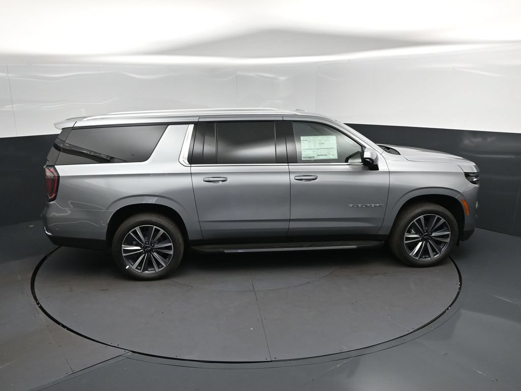 New 2026 Chevrolet Suburban LS RWD image 36