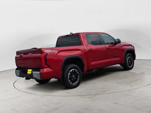 Used 2026 Toyota Tundra SR5 w/ TRD Off-Road Package AWD/4WD image 5