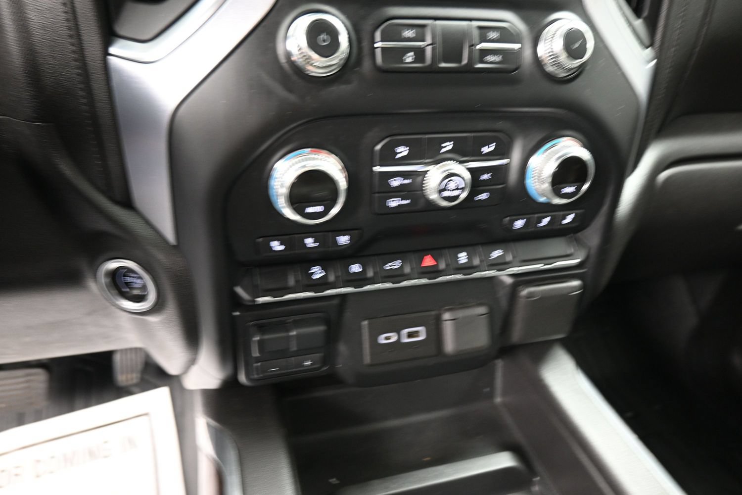 Used 2020 GMC Sierra 1500 SLT w/ SLT Premium Package AWD/4WD image 14
