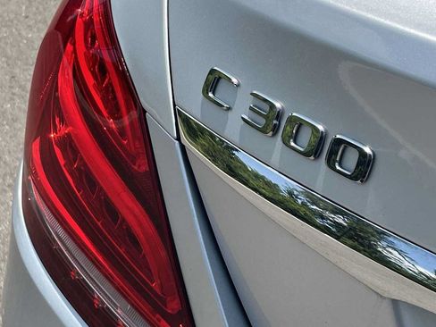 Used 2017 Mercedes-Benz C 300 4MATIC Sedan image 22