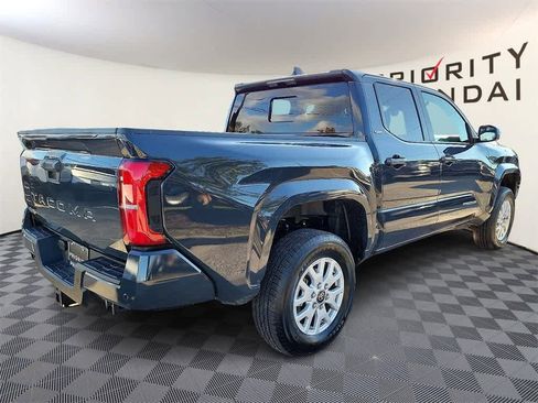 Used 2024 Toyota Tacoma SR5 image 4