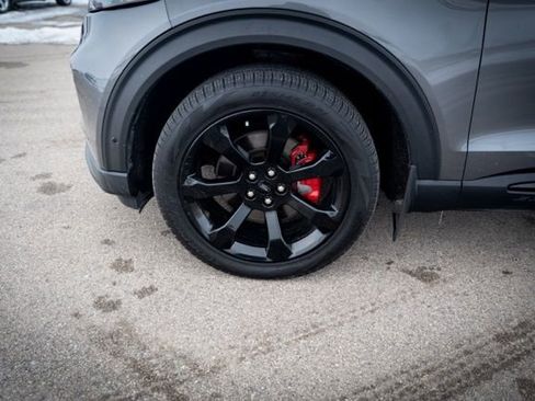 Used 2022 Ford Explorer ST w/ ST Street Pack image 11
