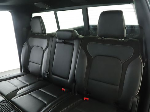 Used 2023 RAM 1500 Laramie AWD/4WD image 6