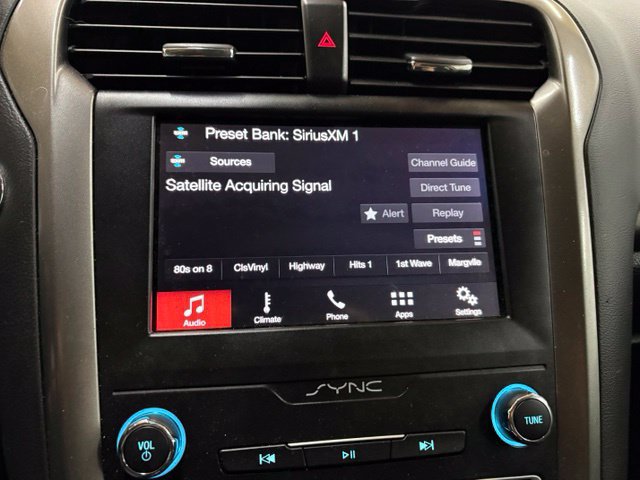 Used 2019 Ford Fusion SE FWD image 31