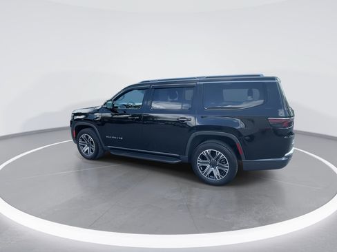 Used 2022 Jeep Wagoneer Series III AWD/4WD image 12