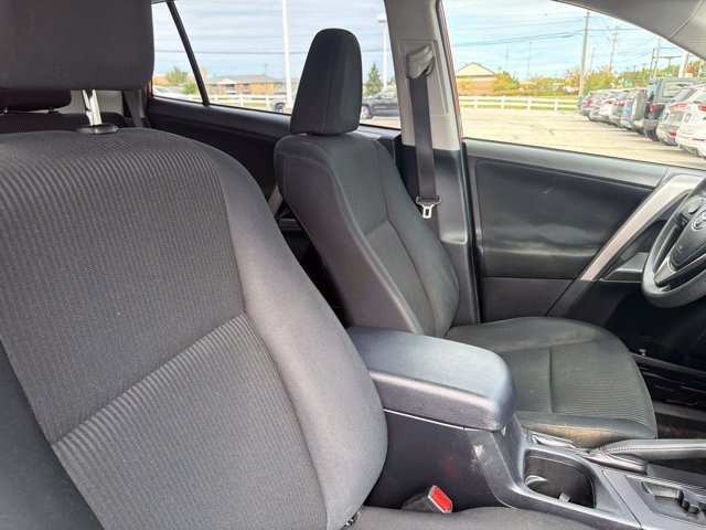 Used 2016 Toyota RAV4 LE AWD/4WD image 22