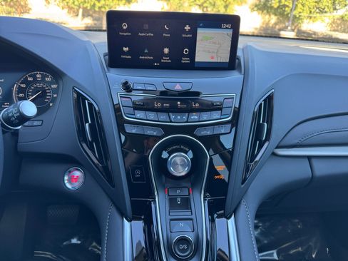 Used 2025 Acura RDX SH-AWD w/ Technology Package image 12