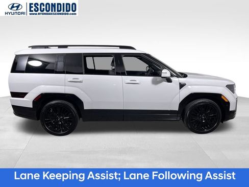 Certified 2025 Hyundai Santa Fe Calligraphy image 6