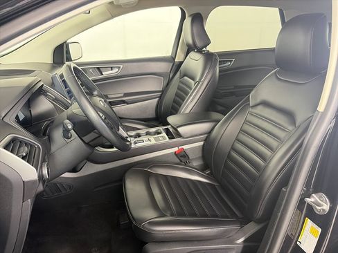 Used 2024 Ford Edge SEL AWD/4WD image 11