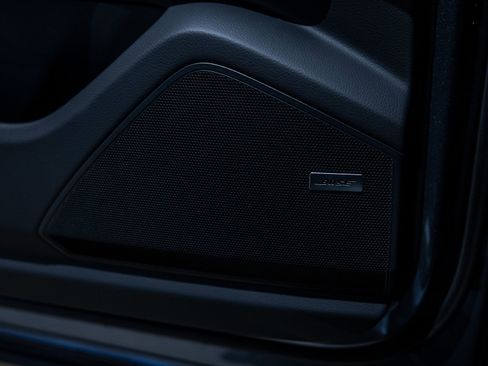 New 2026 Porsche Cayenne image 48