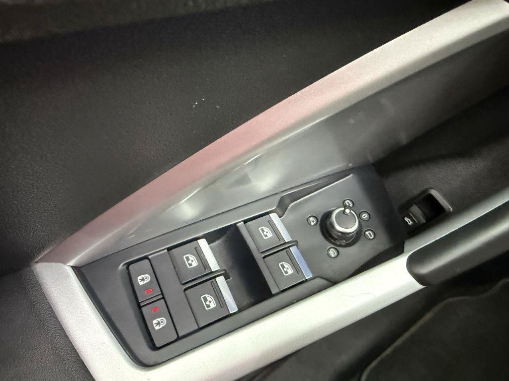Used 2021 Audi Q3 2.0T Premium Plus w/ Premium Plus Package AWD/4WD image 12