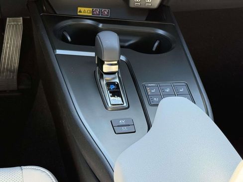 New 2025 Lexus UX 300h AWD image 15