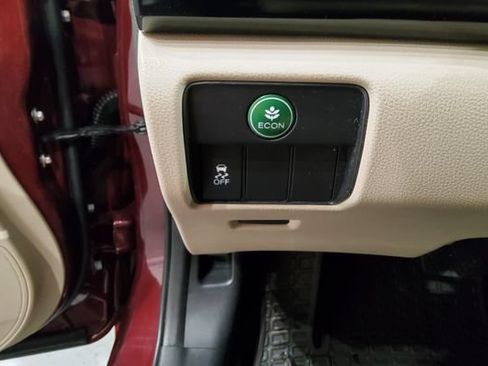 Used 2017 Honda Accord LX image 27