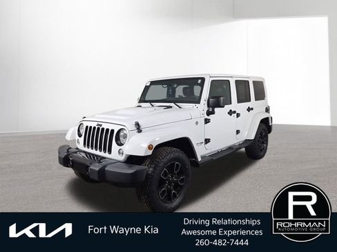 Used 2018 Jeep Wrangler Unlimited Sahara w/ Dual Top Group image 1