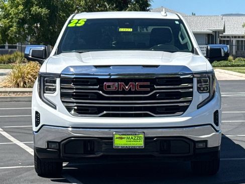 Used 2025 GMC Sierra 1500 SLT RWD image 7