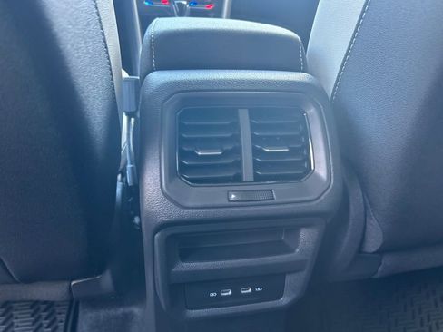 New 2026 Volkswagen Taos SE image 45