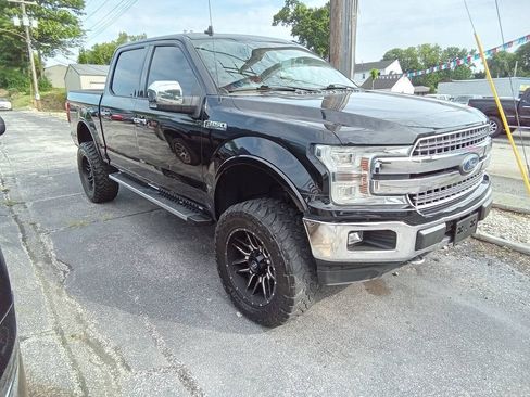 Used 2018 Ford F150 Lariat w/ Equipment Group 502A Luxury AWD/4WD image 2