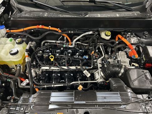 Used 2022 Ford Maverick Lariat image 28