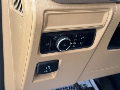 Used 2023 Ford F150 XLT image 16