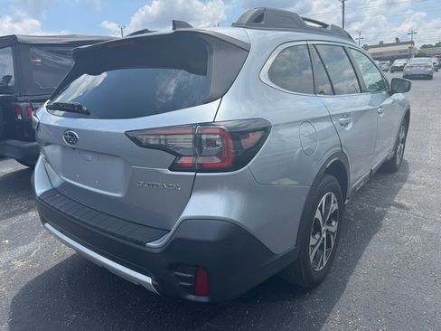Used 2022 Subaru Outback Limited AWD/4WD image 2