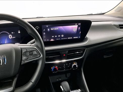 Used 2025 Buick Encore GX Sport Touring FWD image 7