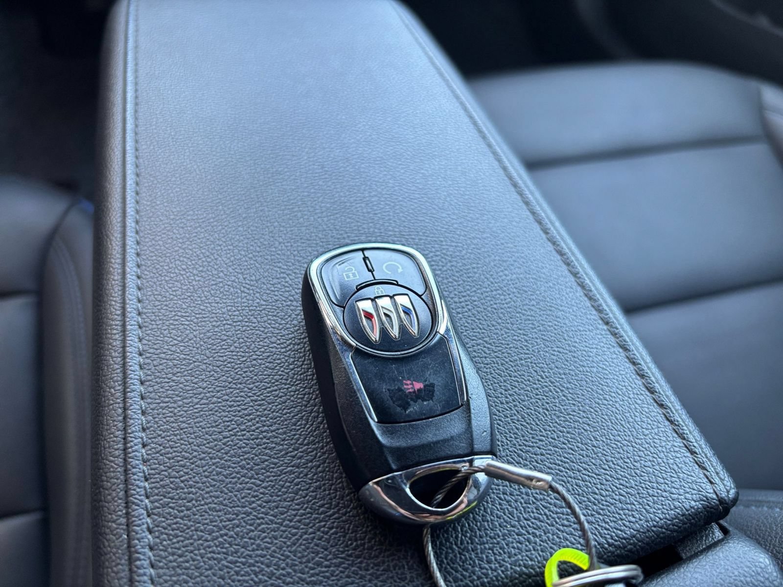 Used 2025 Buick Envista Sport Touring FWD image 22