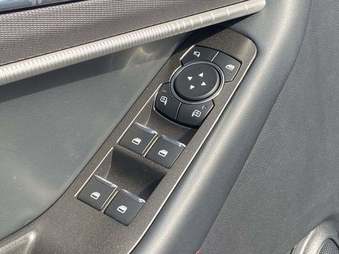 Certified 2025 Ford Explorer ST-Line w/ Premium Package image 22