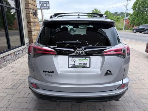 Used 2018 Toyota RAV4 Adventure AWD/4WD image 37