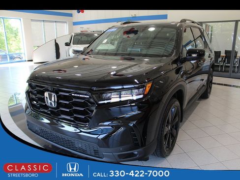 Certified 2025 Honda Pilot Black Edition image 1