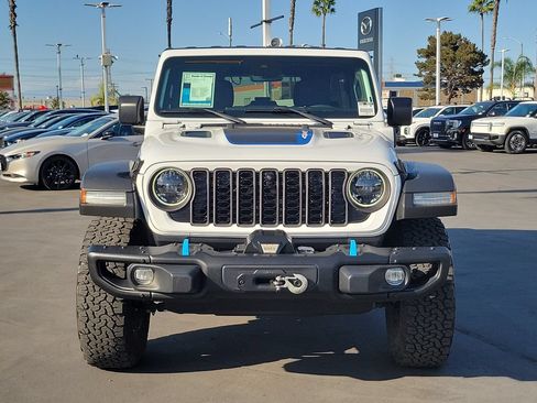 Used 2024 Jeep Wrangler Unlimited Rubicon 4xe w/ Capability Package AWD/4WD image 30