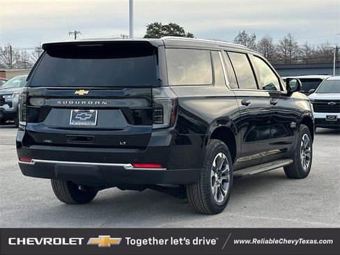 New 2026 Chevrolet Suburban LT w/ Comfort Package image 4