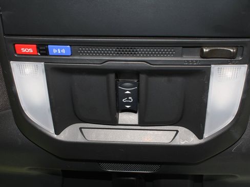 Used 2025 Subaru Forester Sport AWD/4WD image 12