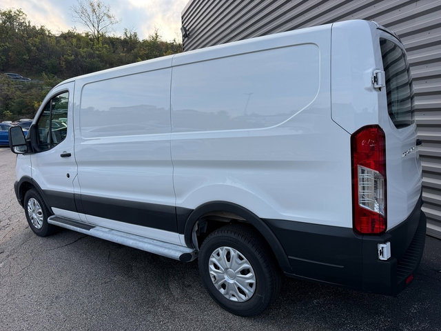 Used 2025 Ford Transit 250 Low Roof w/ Exterior Upgrade Package RWD image 4