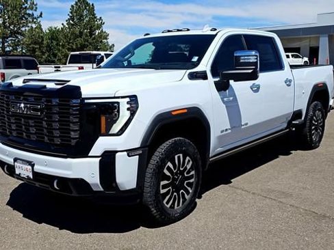 New 2026 GMC Sierra 2500 Denali Ultimate AWD/4WD image 5