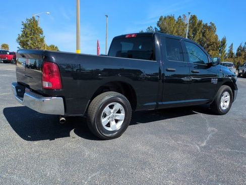 Used 2024 RAM 1500 Classic SLT image 4