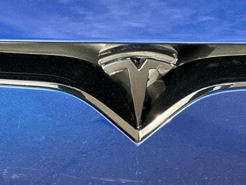 Used 2023 Tesla Model S Standard Range image 36