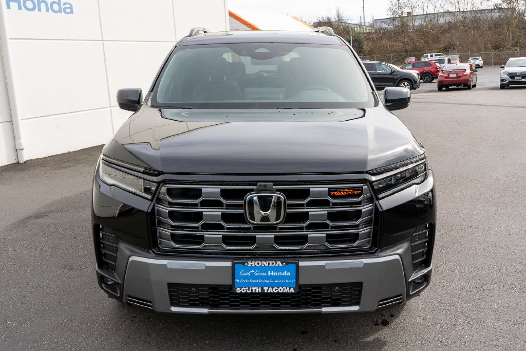 New 2026 Honda Pilot TrailSport image 3