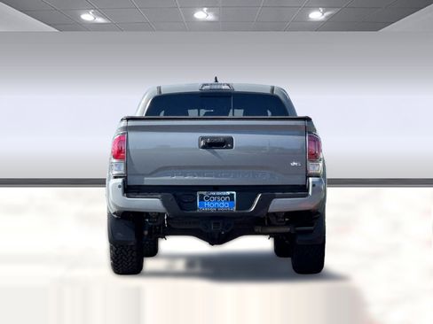 Used 2021 Toyota Tacoma TRD Sport w/ Technology Package RWD image 9