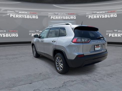 Used 2020 Jeep Cherokee Latitude Plus w/ Cold Weather Group AWD/4WD image 6