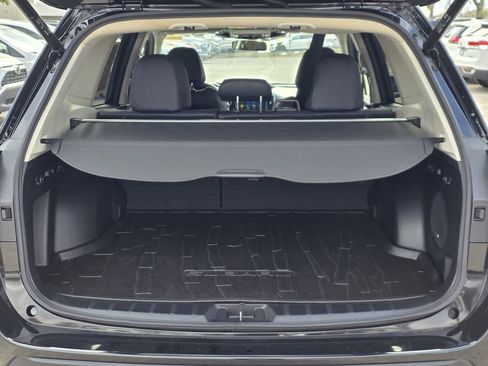 Used 2024 Subaru Forester Limited image 9