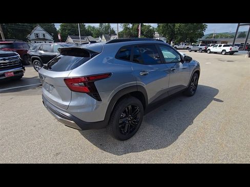 New 2025 Chevrolet Trax ACTIV image 8