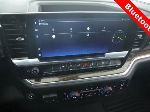 Used 2025 Chevrolet Silverado 1500 LT image 24