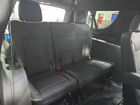 New 2026 Chevrolet Suburban Premier AWD/4WD image 13