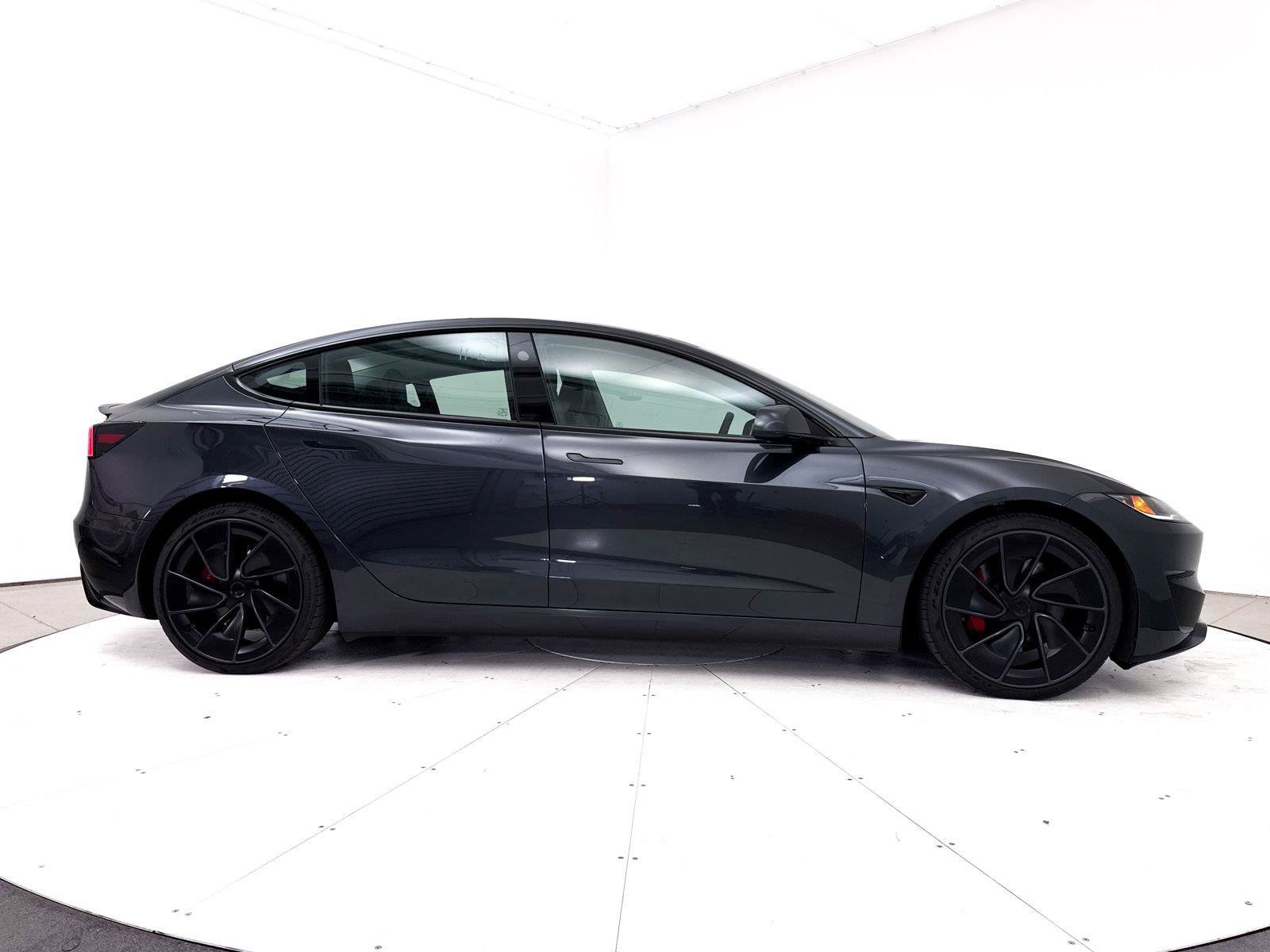 Used 2024 Tesla Model 3 Performance AWD/4WD image 42