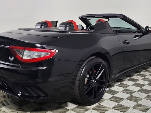 Used 2018 Maserati GranTurismo Sport image 19