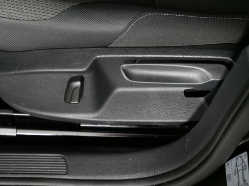 Used 2019 Volkswagen e-Golf SE w/ Driver Assistance Package image 20