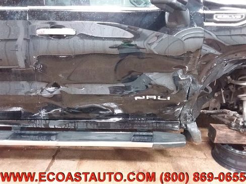 Used 2019 GMC Sierra 1500 Denali w/ Technology Package image 19