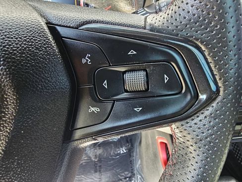 Used 2022 Chevrolet TrailBlazer RS w/ Sun and Liftgate Package FWD image 27